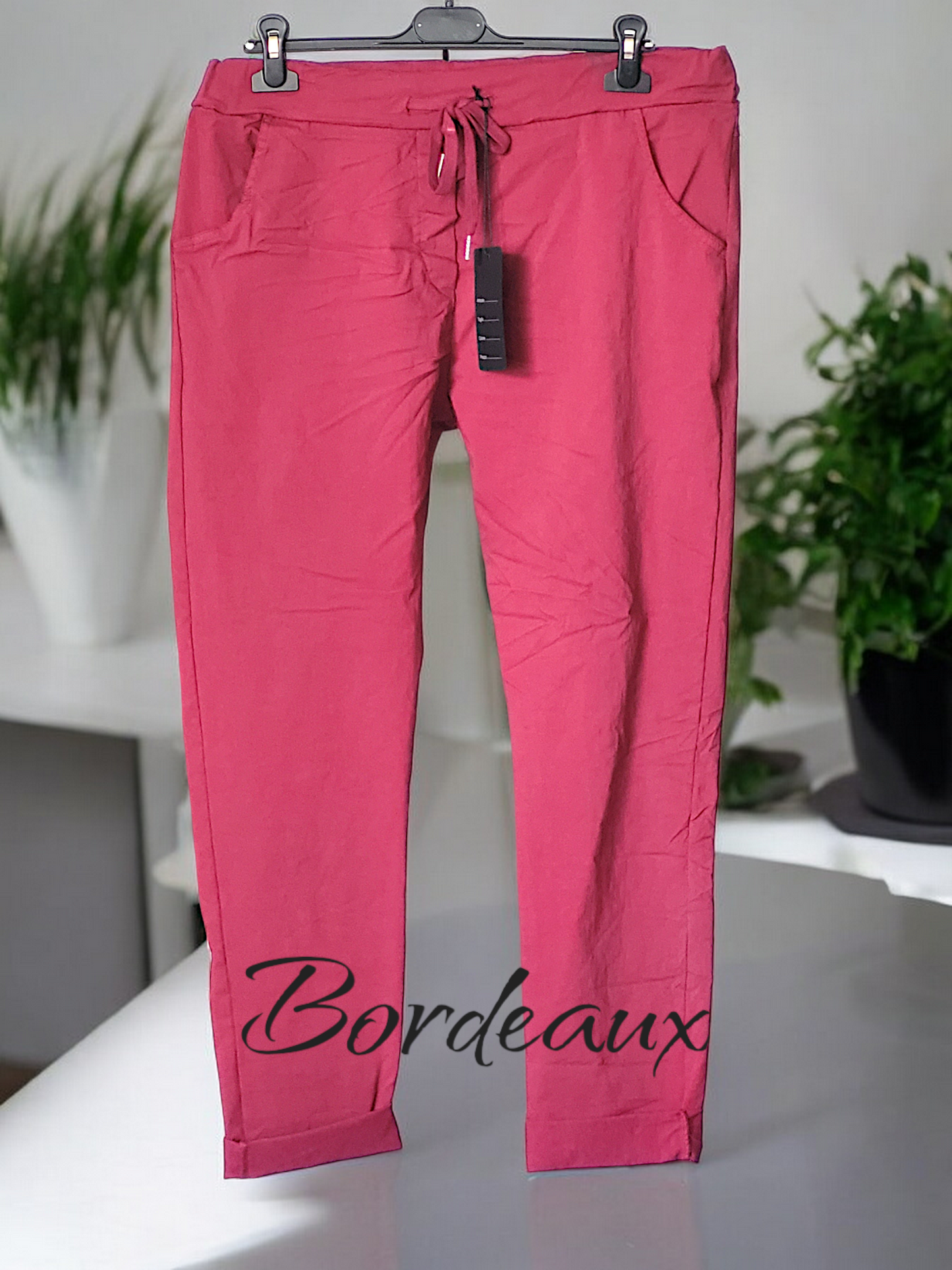 Stretchige Jogpant Uni Gr. 44 - 48/50 in versch. Farben