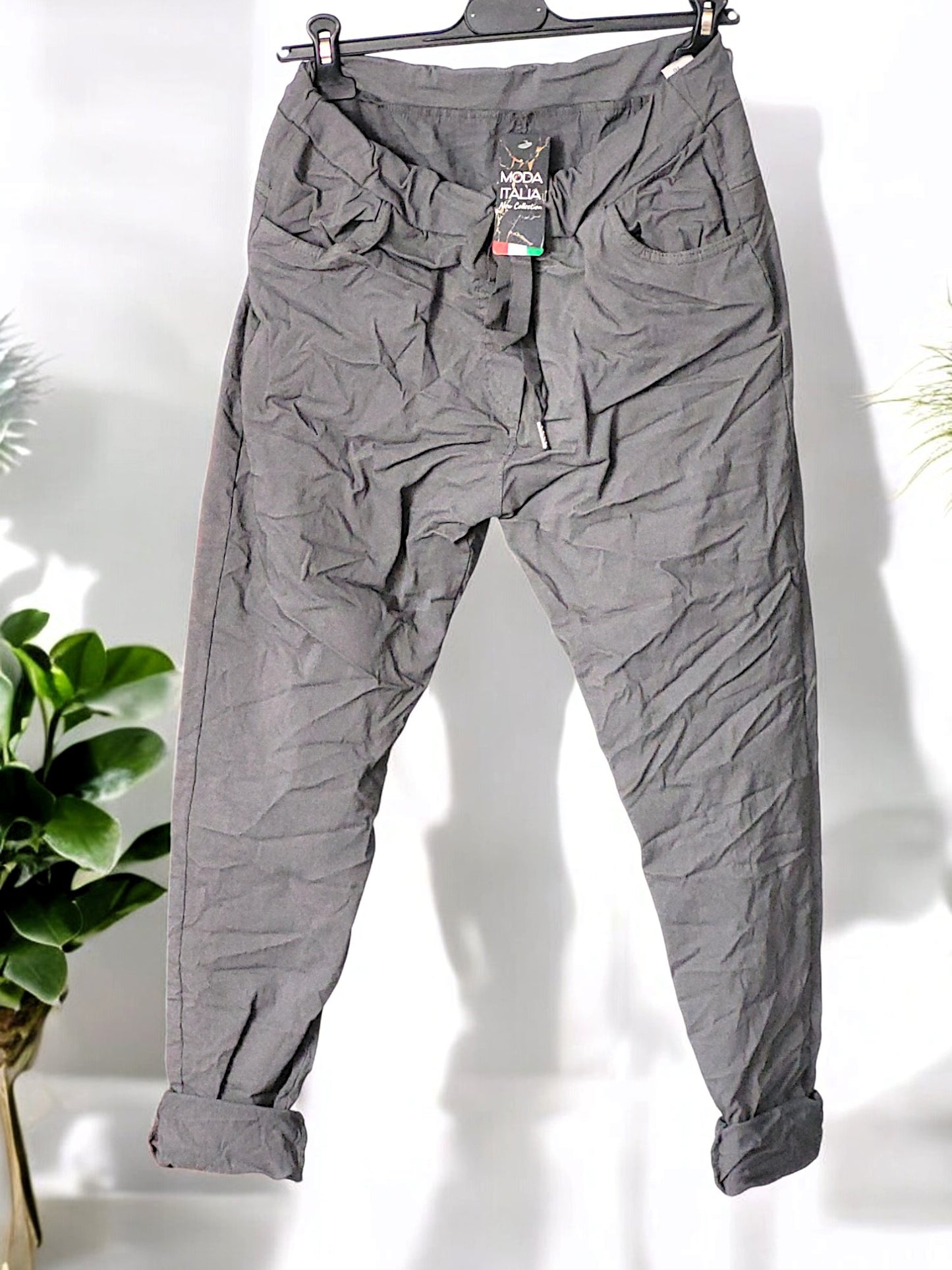 Jogpant uni mit Gesäßtaschen Gr. 38- 44 in versch. Farben
