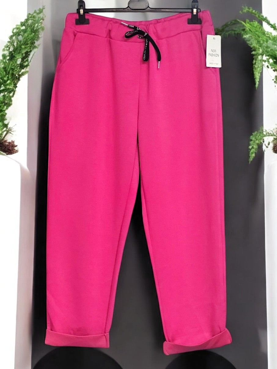 Trendige Hose mit perfektem Tragekomfort Gr. 46-52 in versch. Farben