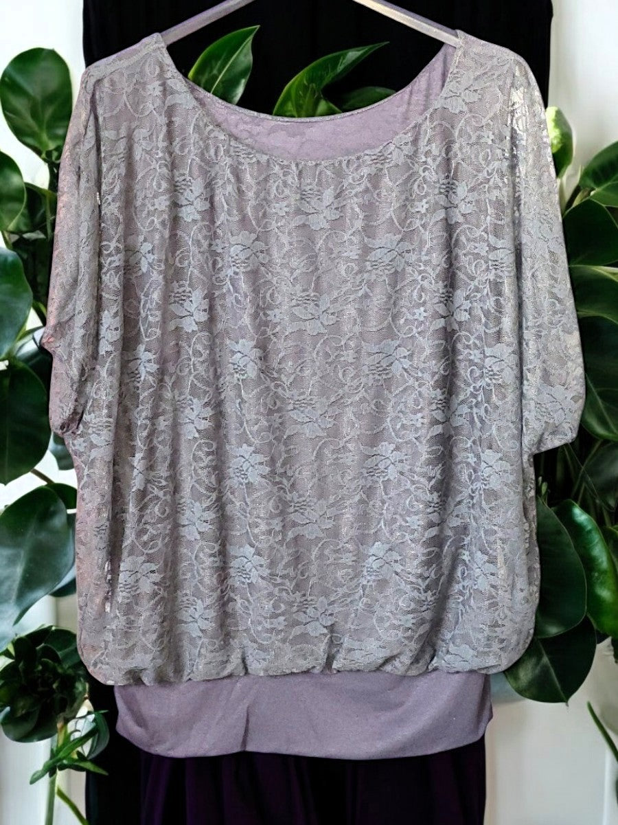 Luftige Spitzen-Flatterbluse Gr. 42 - 46 in versch. Farben