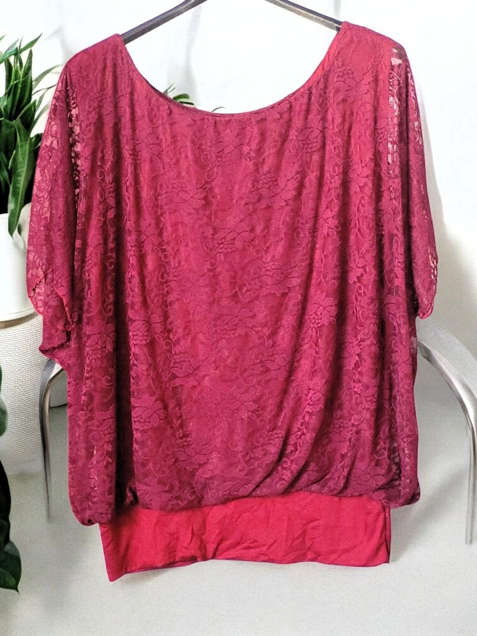 Luftige Spitzen-Flatterbluse Gr. 42 - 46 in versch. Farben