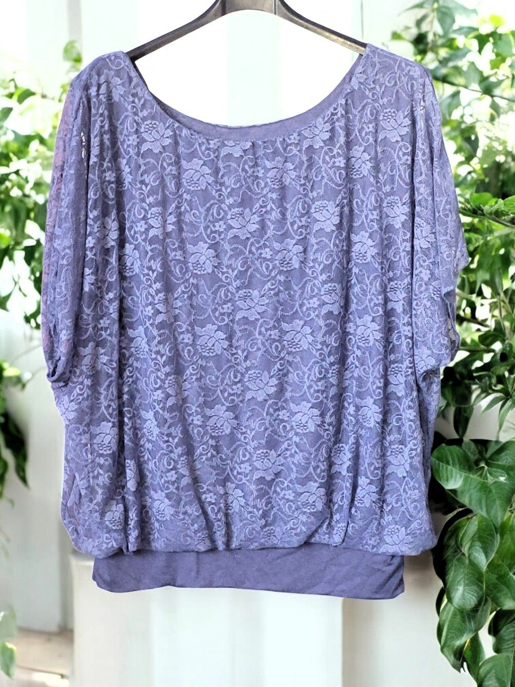 Luftige Spitzen-Flatterbluse Gr. 42 - 46 in versch. Farben