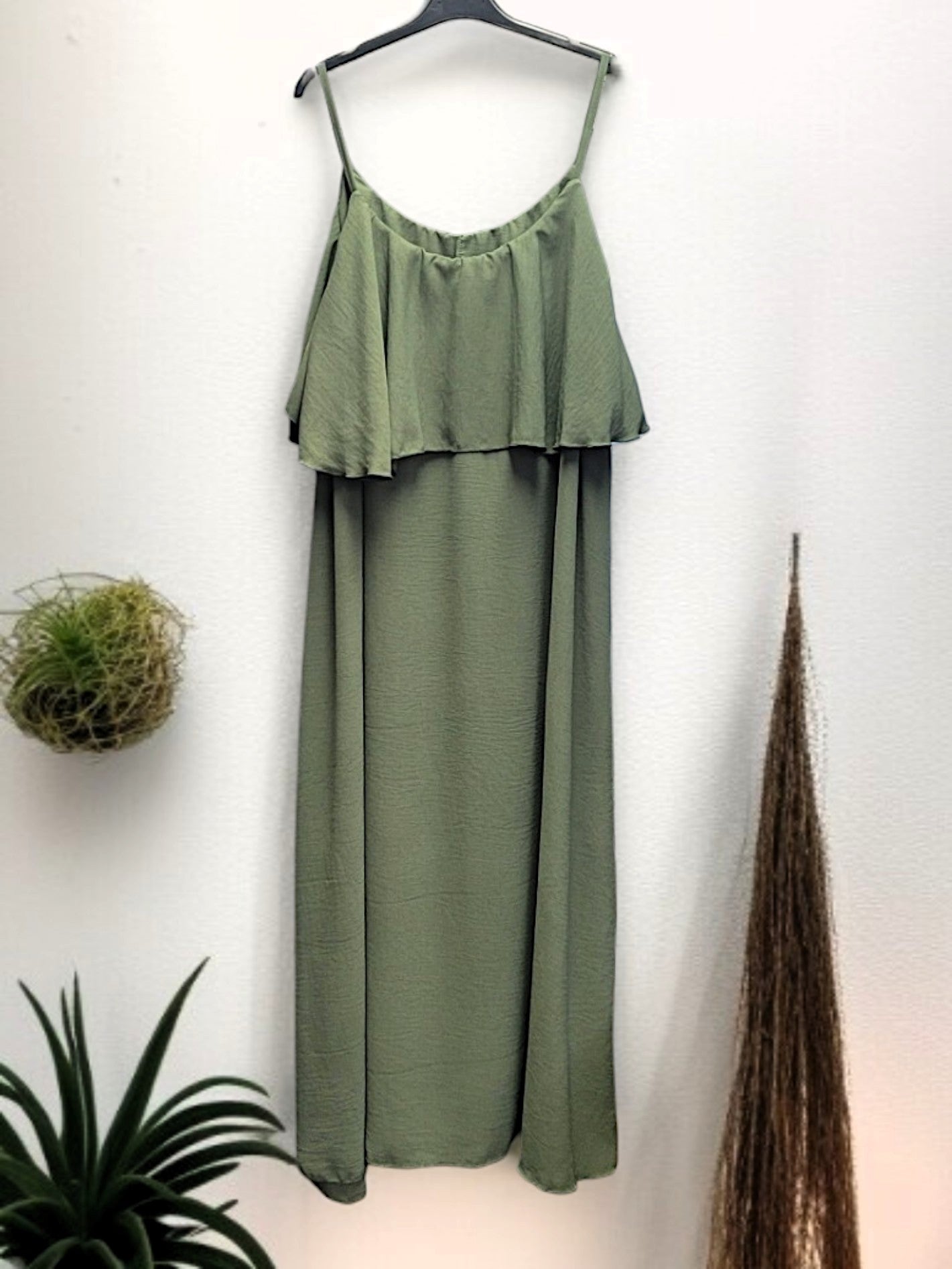 👗 Maxikleid mit Volant – Größe 42–48 – 7 Farben – Leicht & Elegant für den Sommer ☀️🌿 Jetzt verfügbar!