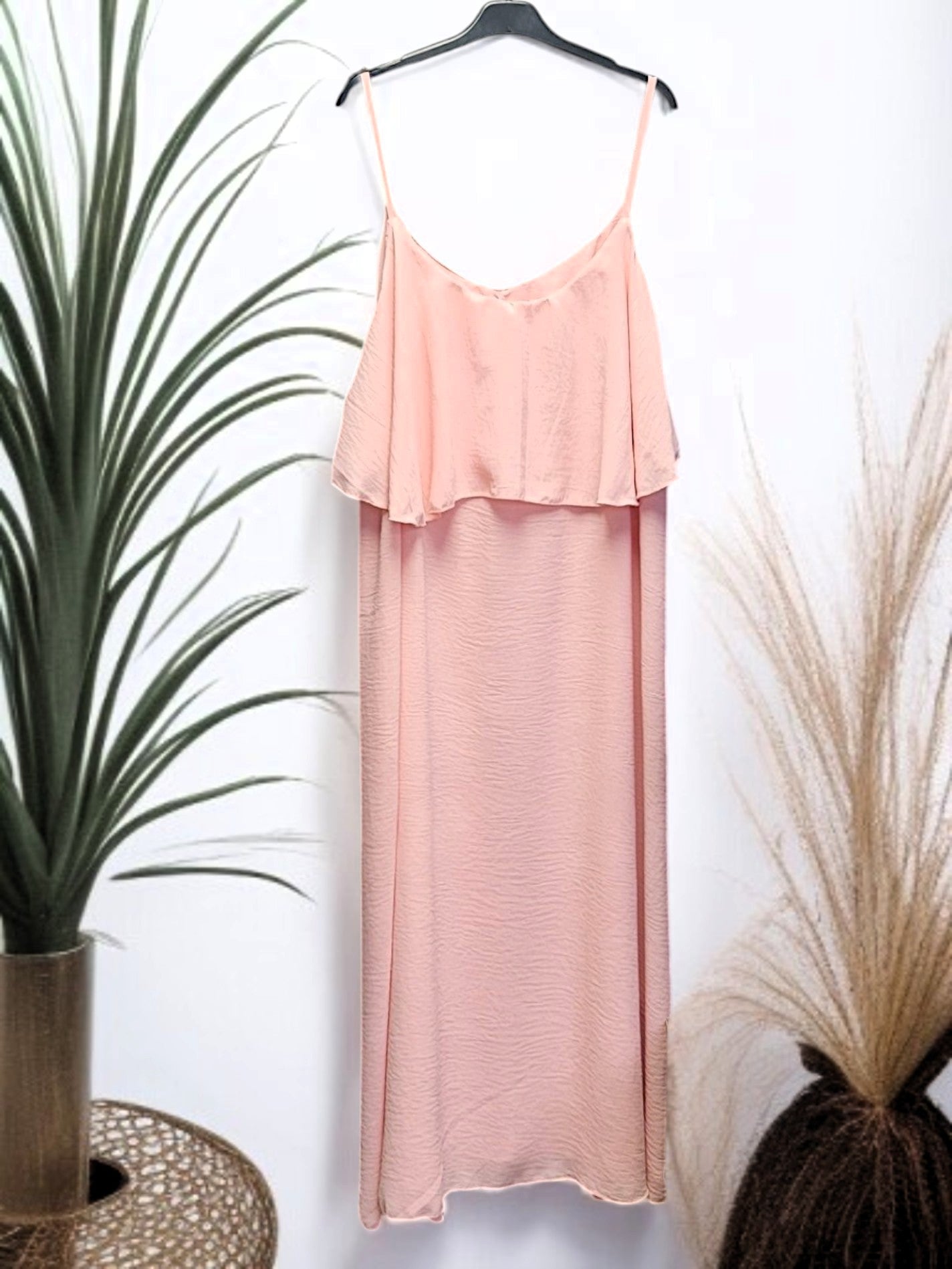 👗 Maxikleid mit Volant – Größe 42–48 – 7 Farben – Leicht & Elegant für den Sommer ☀️🌿 Jetzt verfügbar!