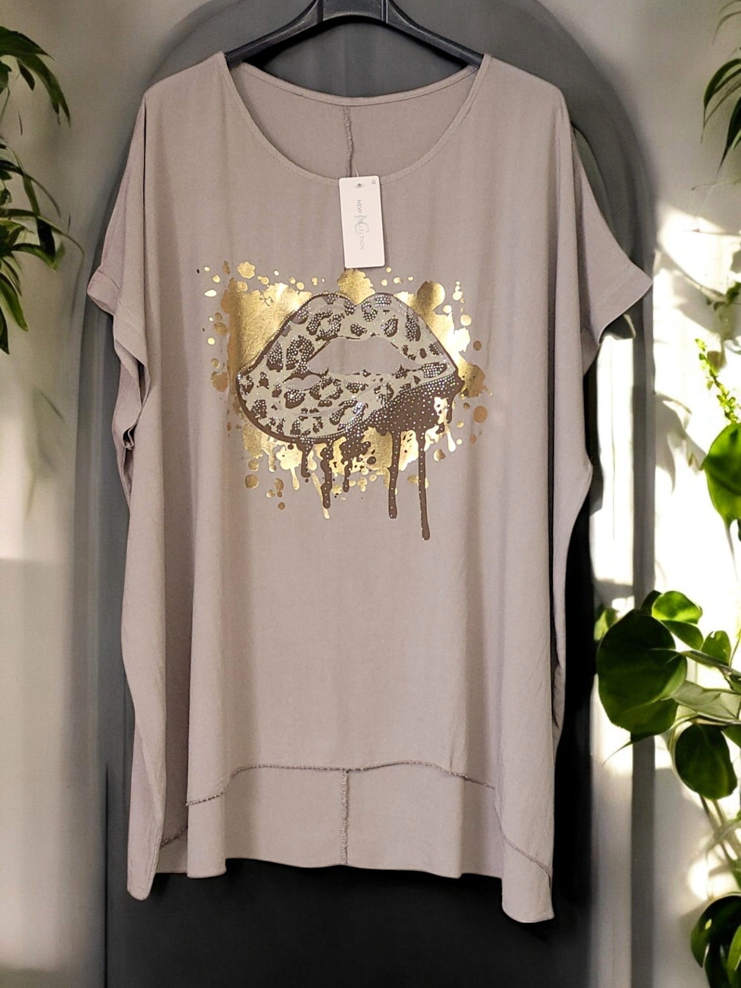 💋 Oversize-Shirt „Mund“ mit Strass – 7 Farben – passend für Gr. 44–48 ✨
