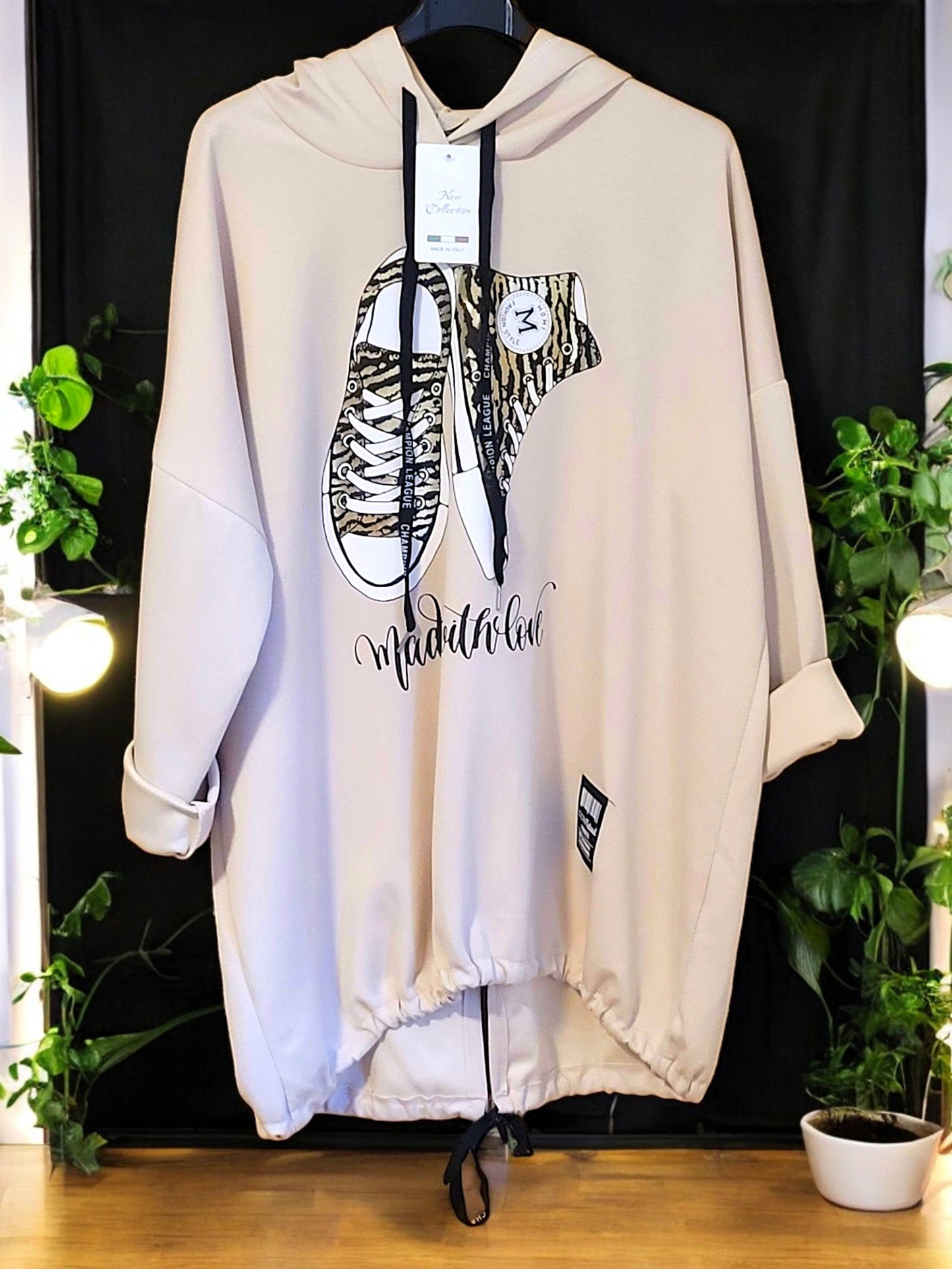 🩷✨ Hoodie mit Sneaker-Print | Gr. 46-52 | 4 Farben 🌈🛍️