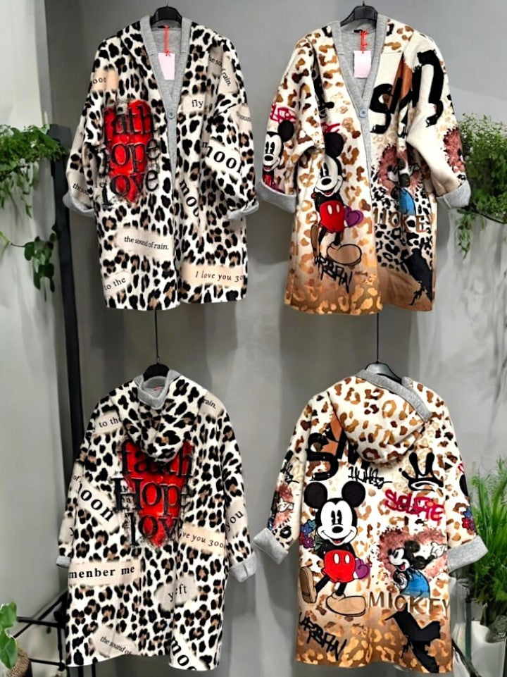 🧥✨ Vorbestellung – Motiv-Mantel mit Kapuze 🐭🖤 Gr. 42–48 – 4 coole Designs zur Auswahl ✨