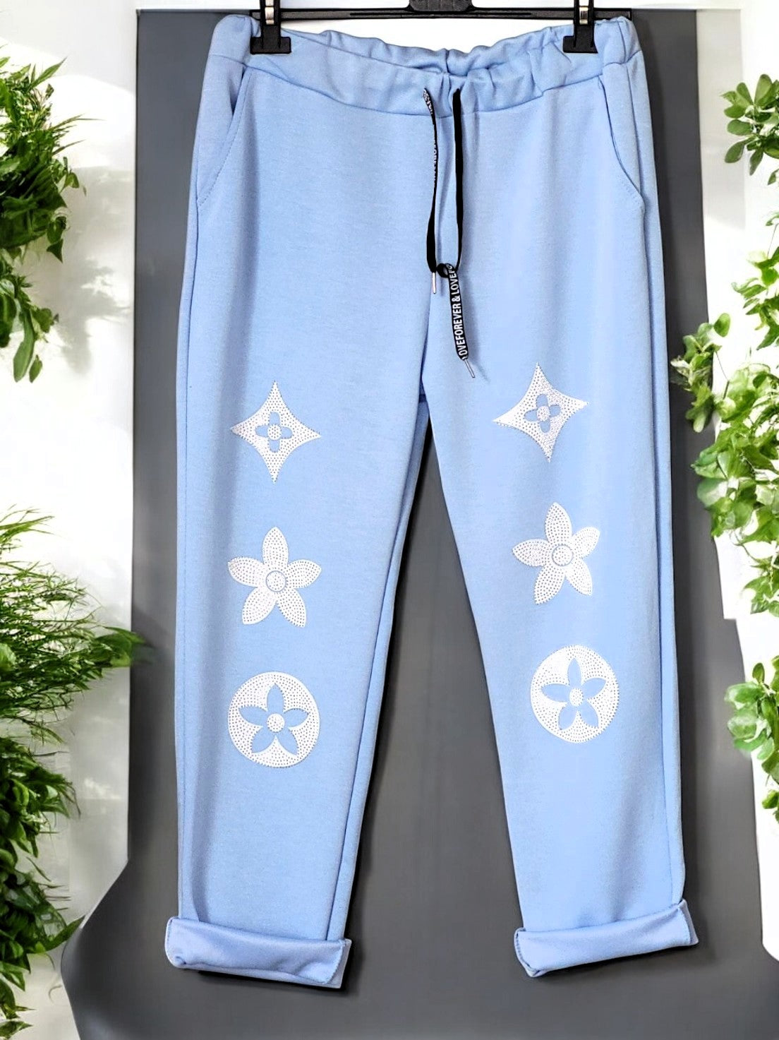 ✨ Stylische Jogpants in Pink mit Strassdetails – Gr. 42-46 in versch. Farben ✨