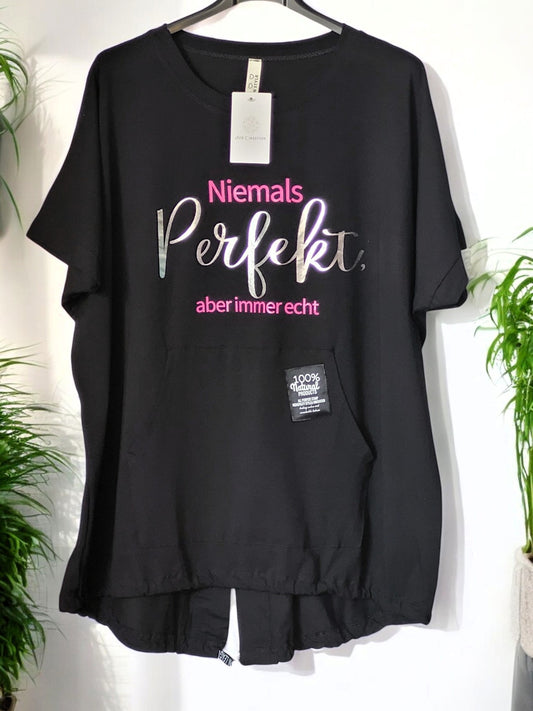 **🖤 Oversize T-Shirt „Niemals perfekt“ – Gr. 42–46 – 6 Farben 🌈**